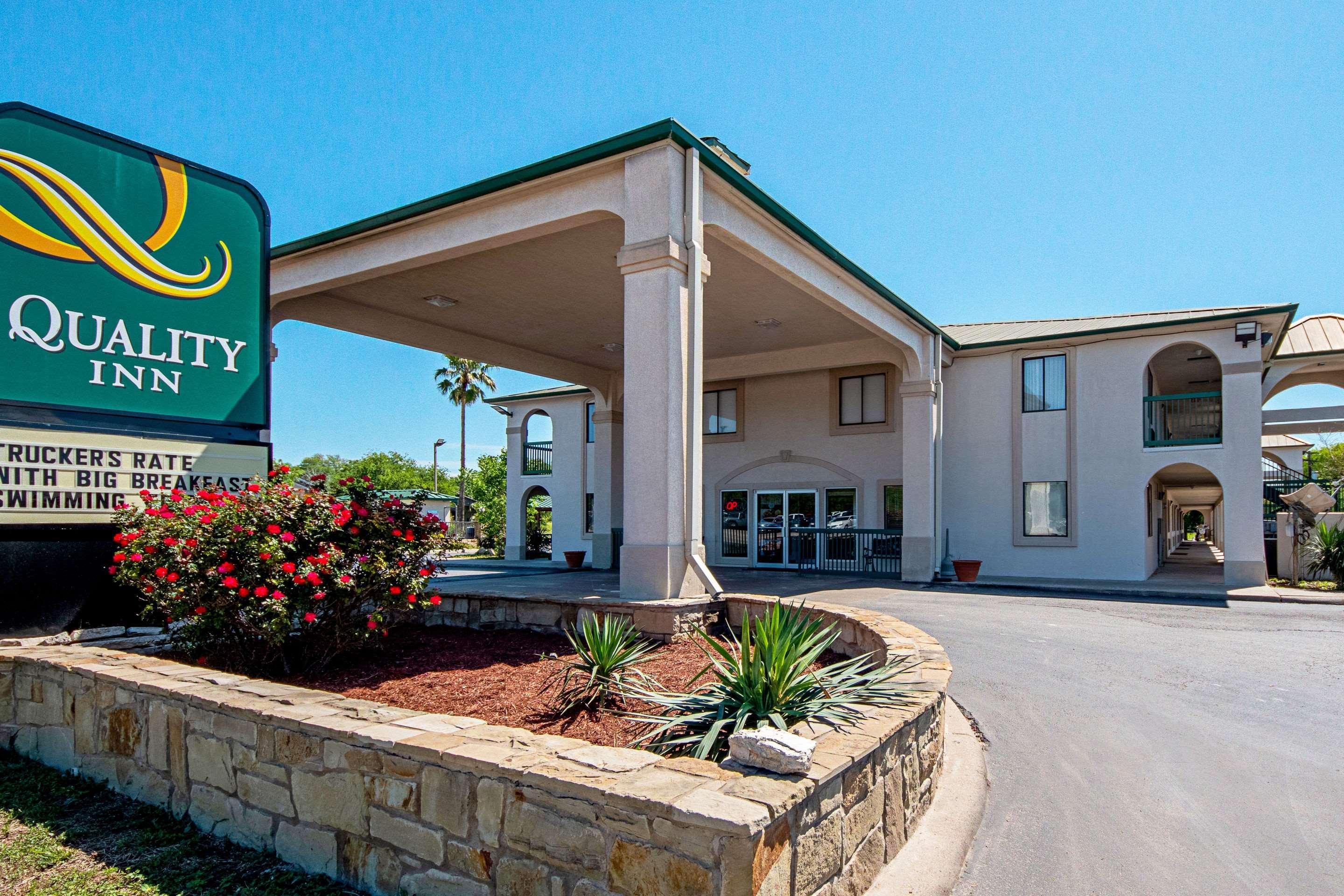 Quality Inn Three Rivers Exterior foto